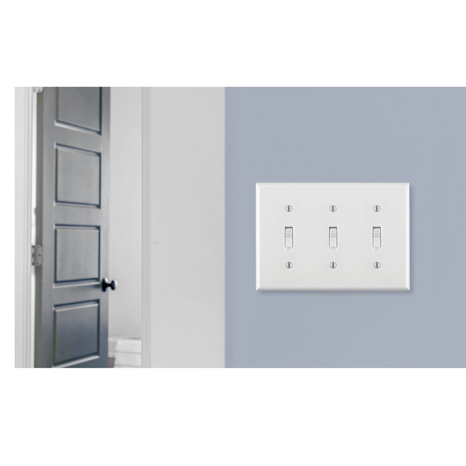Leviton 3-Gang Toggle Device Switch Wallplate, Standard Size, White