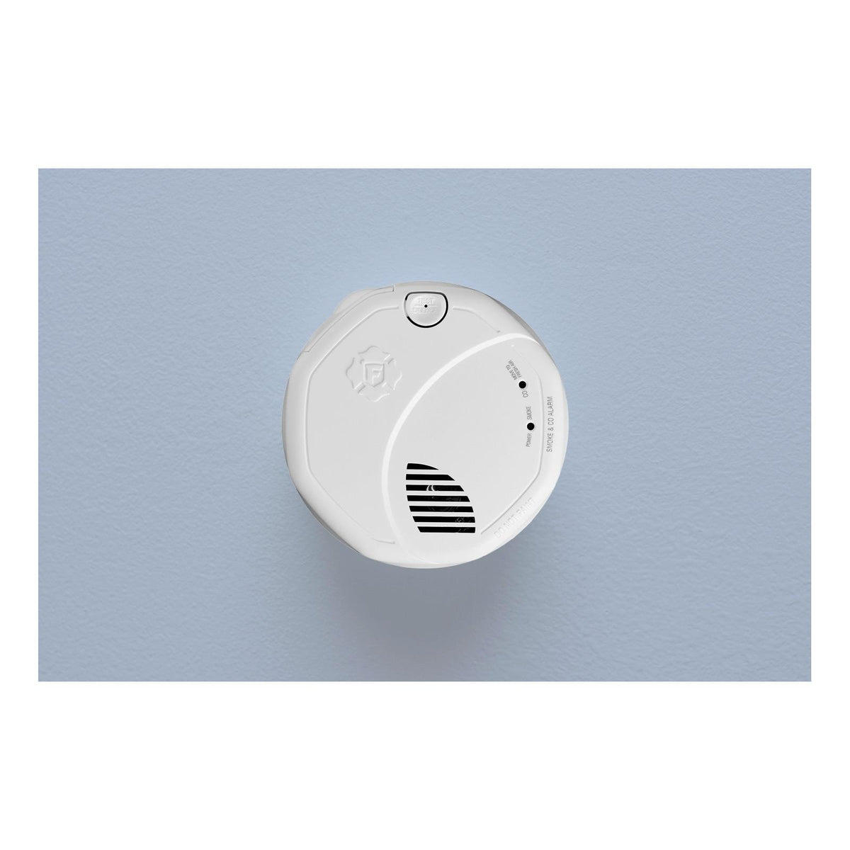 BRK 1046815 First Alert Photoelectric Interconnected Wireless Smoke & CO Alarm with Voice Location