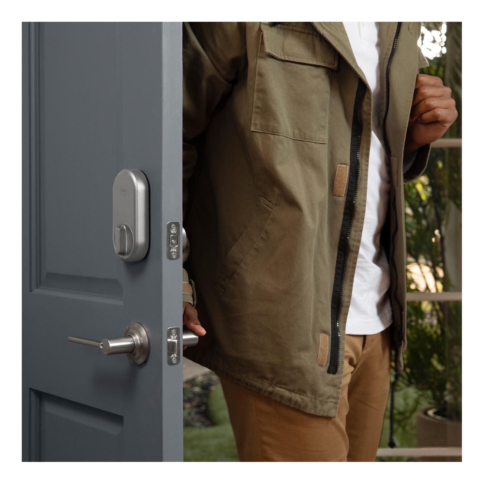 Yale Approach Lock with Wi-Fi Bridge
