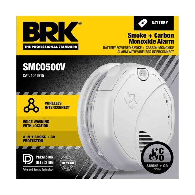 BRK 1046815 First Alert Photoelectric Interconnected Wireless Smoke & CO Alarm with Voice Location