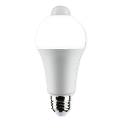 SATCO LED PIR Sensor Lamp, A19, 3000K